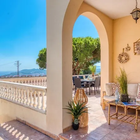 Costacabana - Ibiza Villa Lloret de Mar