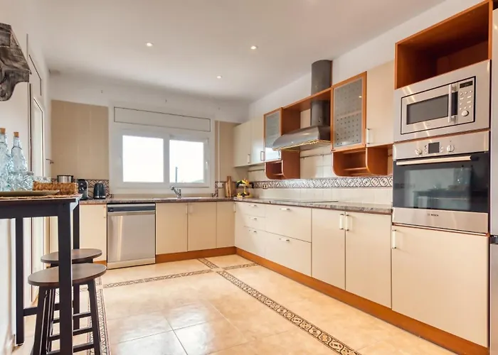 Costacabana - Ibiza * Lloret de Mar