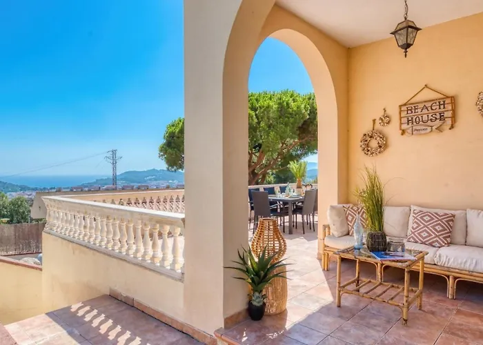 Costacabana - Ibiza Villa Lloret de Mar