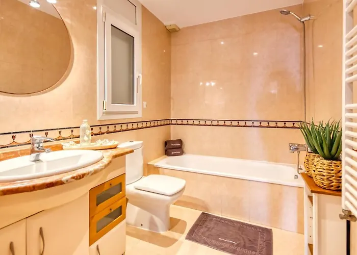 Costacabana - Ibiza * Lloret de Mar