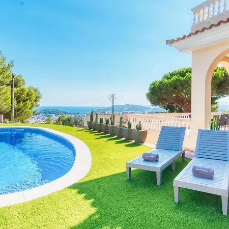 Villa Costacabana - Ibiza *